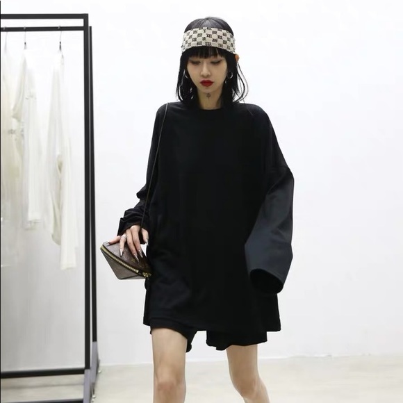 Sweater!!!Black cool sweatshirt&short - Picture 2 of 4